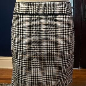 Banana Republic Factory Plaid Skirt — size 6P